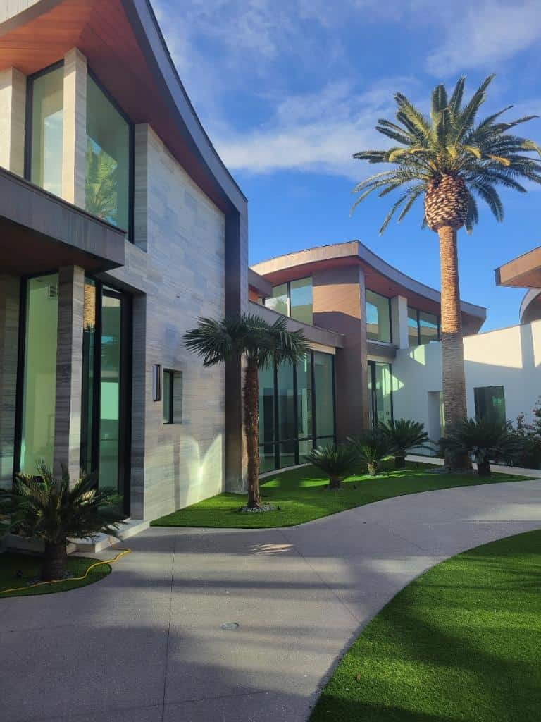 sidewalk view of professional home window tint im Henderson Nevada