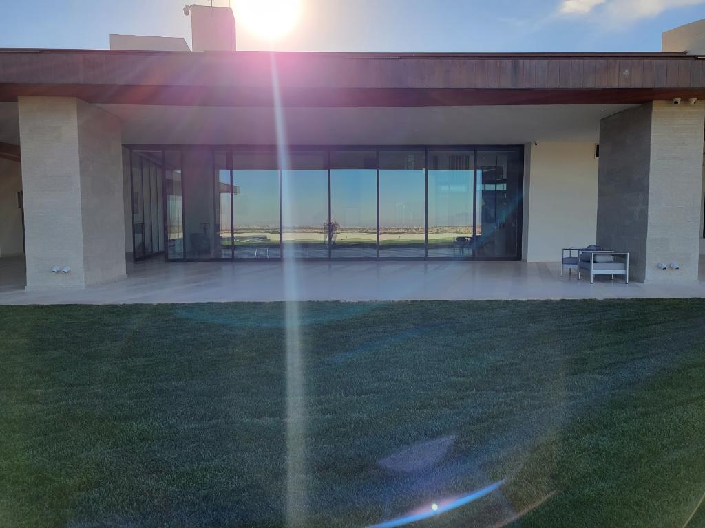 residential window tint finish